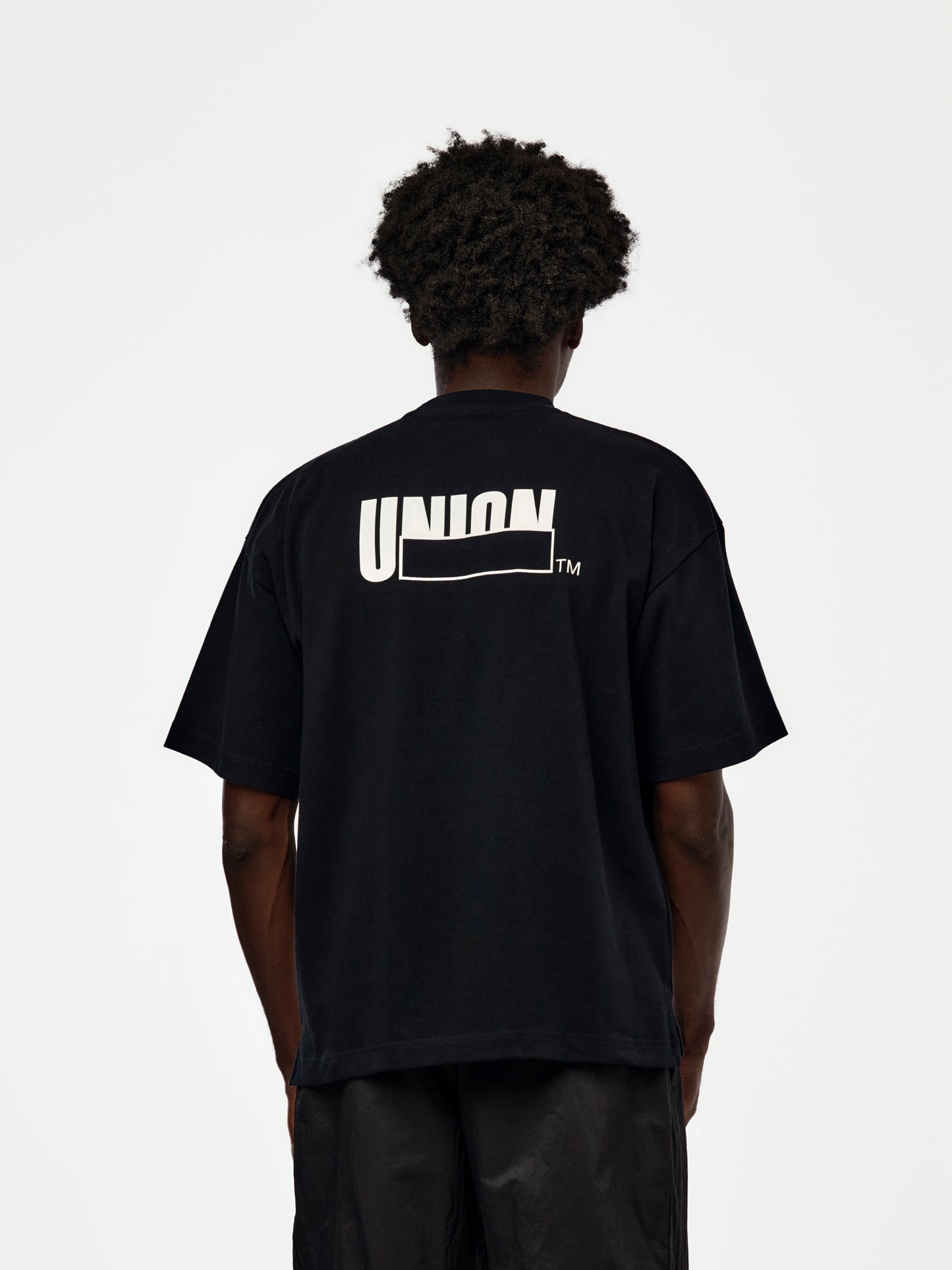 UNION x in・stru(men-tal) FRONTMAN TEE (BLACK)