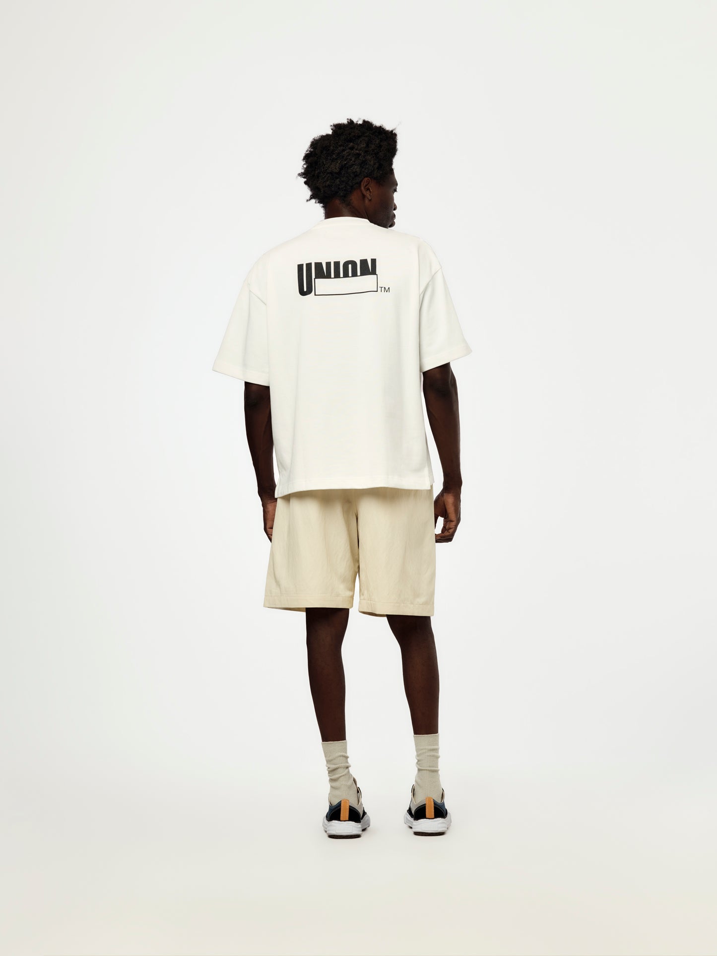 UNION x in・stru(men-tal) FRONTMAN TEE (WHITE)