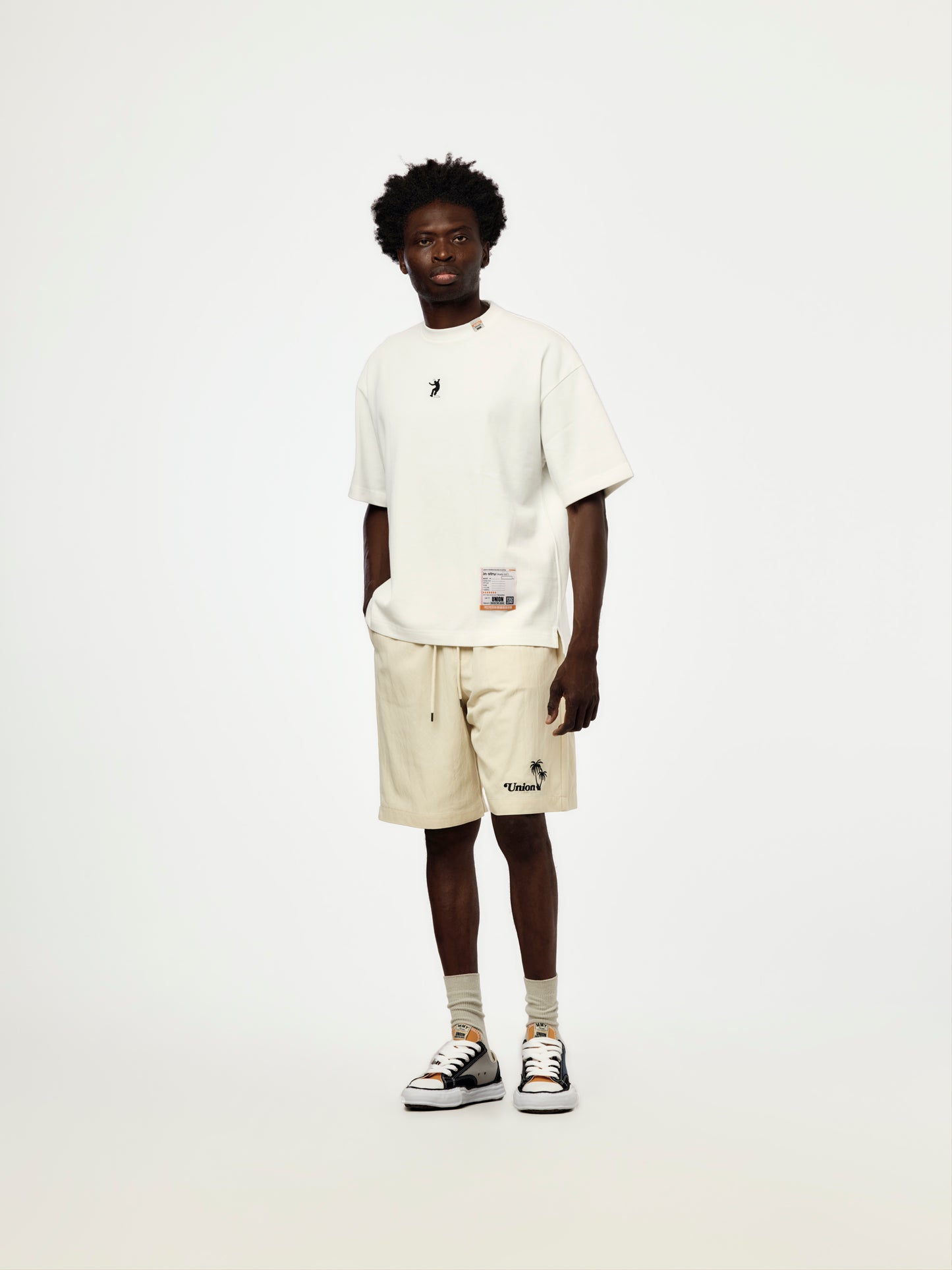 UNION x in・stru(men-tal) FRONTMAN TEE (WHITE)