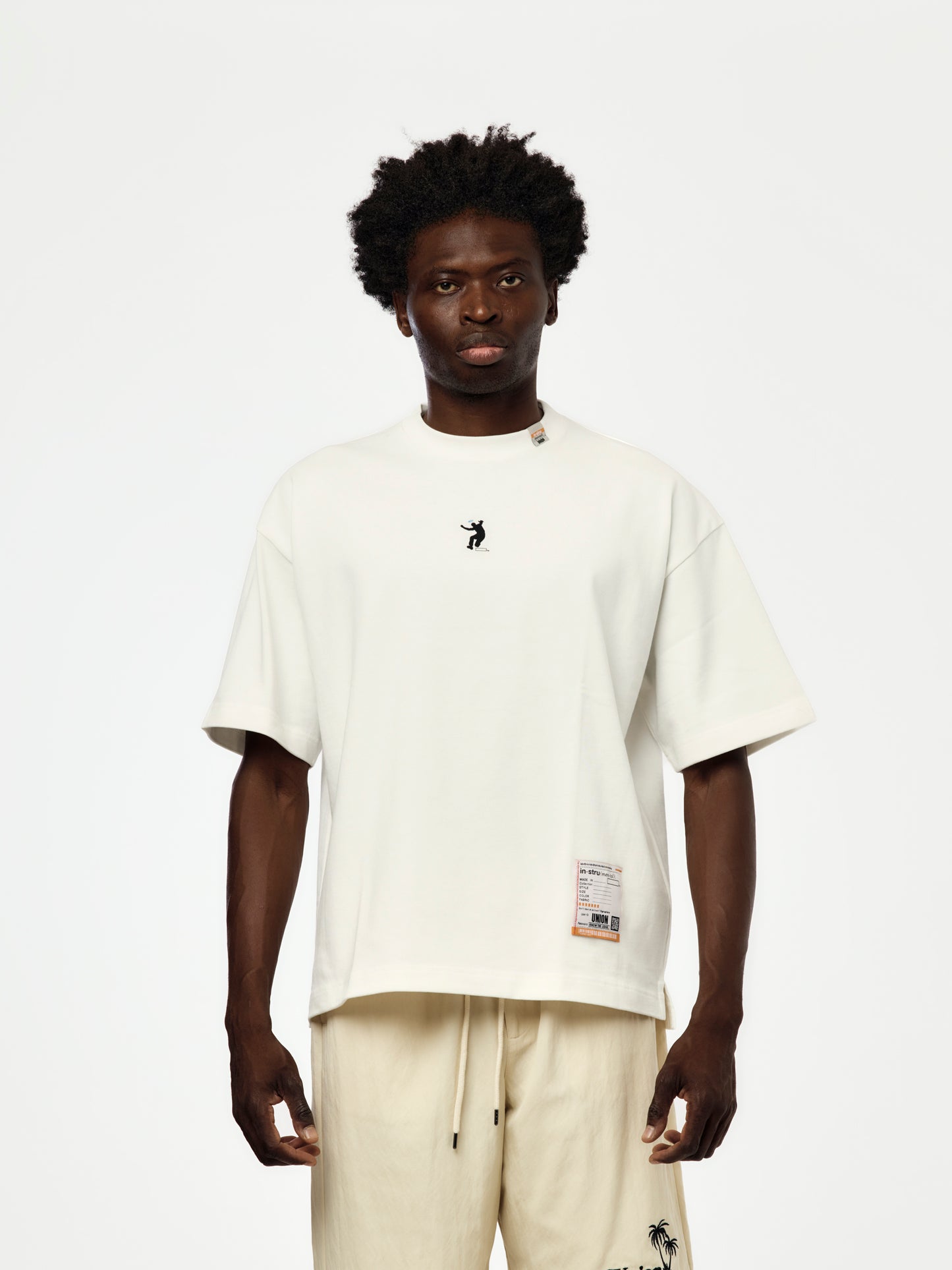 UNION x in・stru(men-tal) FRONTMAN TEE (WHITE)