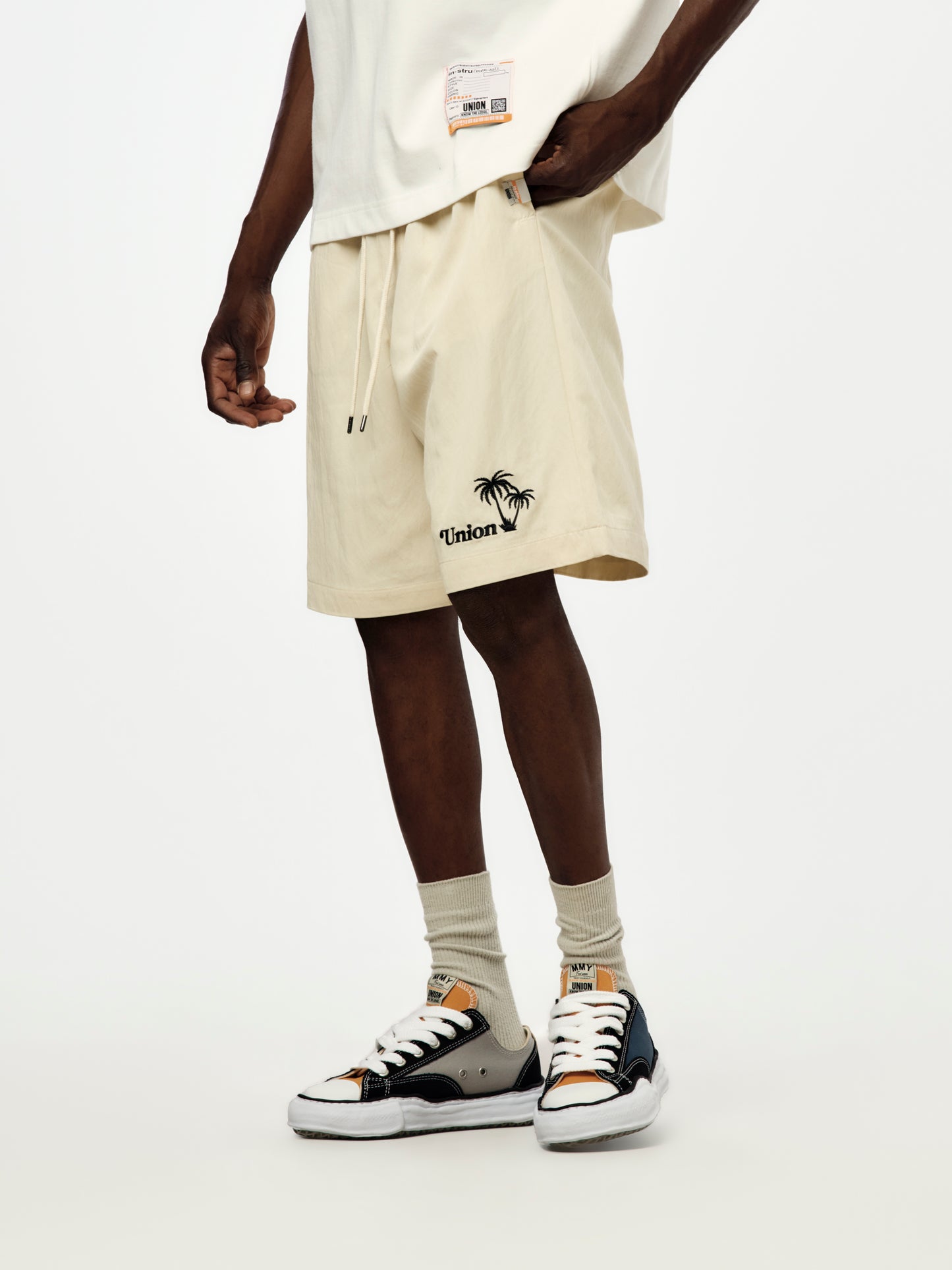 UNION x in・stru(men-tal) SHORTS (IVORY)