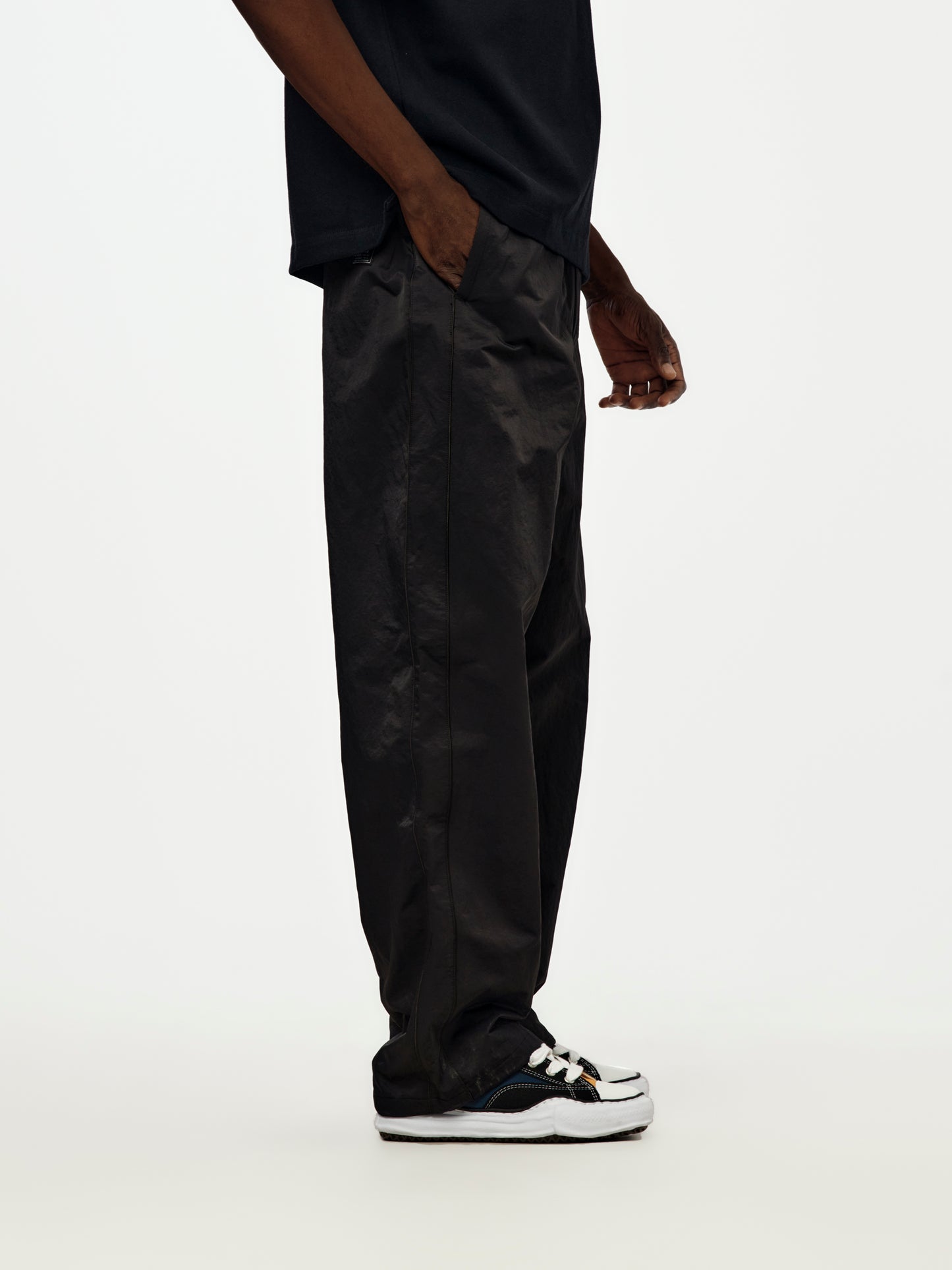 UNION x in・stru(men-tal) TRACK PANTS (BLACK)